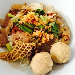 ก๋วยเตี๋ยวแห้งทุกอย่าง (เลือกเส้นได้)