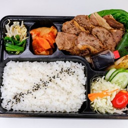 ข้าวหน้าเนื้อวากิวคารุบิ