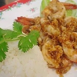 ข้าวราด กุ้งผัดกระเทียม พริกไท