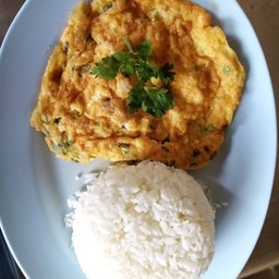 ข้าวไข่เจีบวขุนแผน