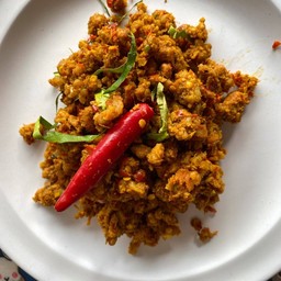 คั่วกลิ้งหมู