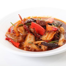 ปลาหมึกแช่ผัดบะเต็ง