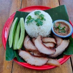 ข้าวหน้าคอหมูย่าง จิ้มแจ่ว