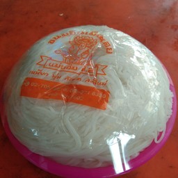 เส้นเปล่า ขนาด ครึ่งโล