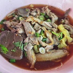 ก๋วยเตี๋ยวน้ำเป็ดหั่น(เป็ดพะโล้) ธรรมดา