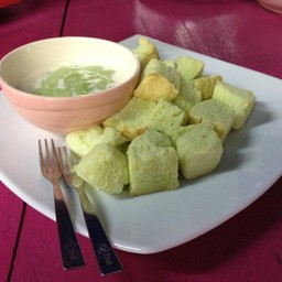 ขนมปังสังขยา