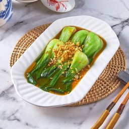 ผักฮองเต้ราดซอดน้ำมันหอย