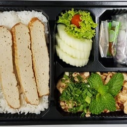 E-108  ข้าวน้ำตกหมู + อาหาร 1อย่าง(ตามตัวเลือก)