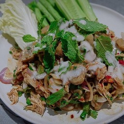 พล่าไก่กะทิ