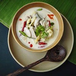 ต้มข่าไก่ ( Tom kha soup) coconut milk& Thai herbs