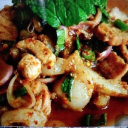 น้ำตกหมู