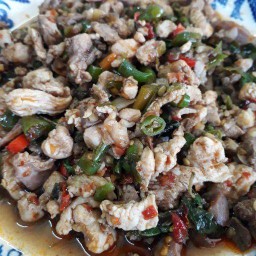 ข้าวแกง-ก๋วยเตี๋ยวไก่ไทย