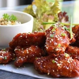 ไก่ทอดซอสบาร์บิคิวชุดใหญ่