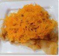 ฝอยทอง (Roti with Golden Thread)