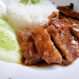 ข้าวหมูอบเห็ดหอม