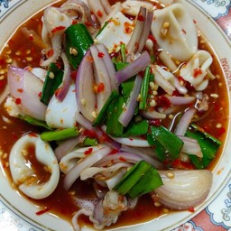 ยำปลาหมึก