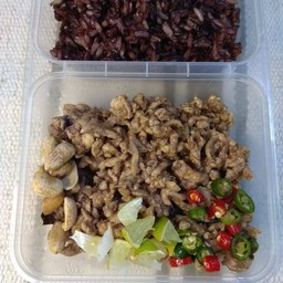 ข้าวผัดหนำเลียบไก่