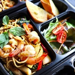 สปาเก็ตตี้ผัดขี้เมากุ้ง