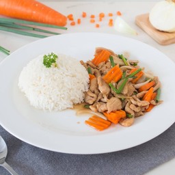 ข้าวไก่ผัดน้ำมันหอย