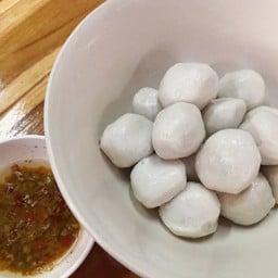 ลูกชิ้นปลาลวก