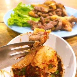 เสือร้องไห้