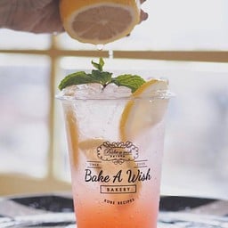 พิ้งค์ เลมอนเนด