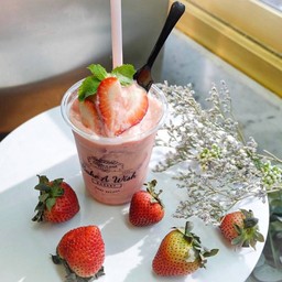 เลิฟ เลิฟ สตรอเบอร์รี่