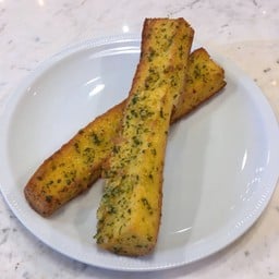 Garlic stick ขนมปังกระเทียม