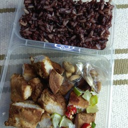 ข้าวแหนบ อกไก่