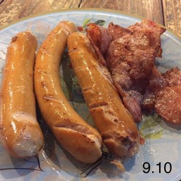 9.10 ไส้กรอก+เบคอน 199 บาท