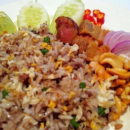 ข้าวผัดหน่ำเลี๊ยบ