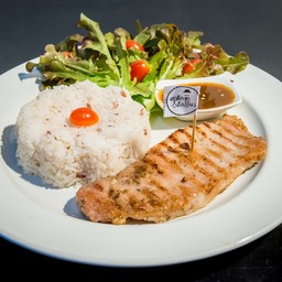 ข้าวหน้าสเต็กหมู ไทยเกรวี่ซอส