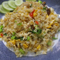 ข้าวผัดปลาเค็มคะน้ากรอบ (เล็ก)