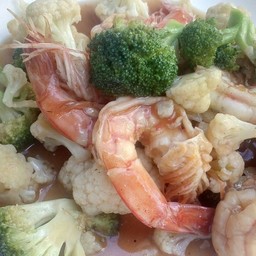 ผัดบล็อคเคอรี่กุ้ง