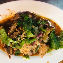 น้ำตกหมู