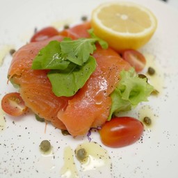 3. Carpaccio di Salmon