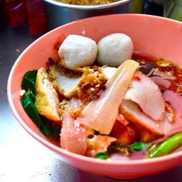 เย็นตาโฟ