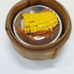 กุ้งสับทับหน้าด้วยข้าวโพด