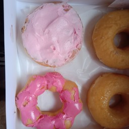 Dunkin' อัมพร อยุธยา