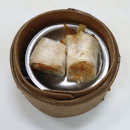 ก๋วยเตี๋ยวหลอดไส้ผัก