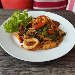 สปาเก็ตตี้ผัดขี้เมา ทะเล