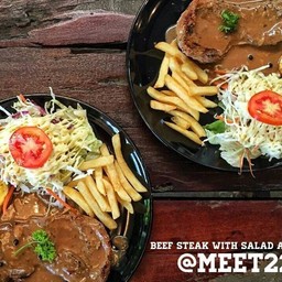 สเต็กเนื้อสันนอก