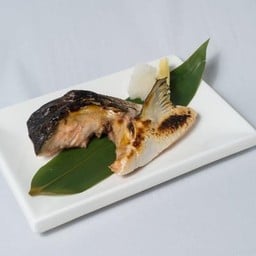 SALMON KAMA YAKI