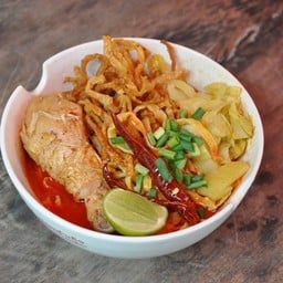 แม่ศรีวรรณ อาหารตามสั่ง ข้าวซอย น้ำเงี้ยว นาคนิวาส 46