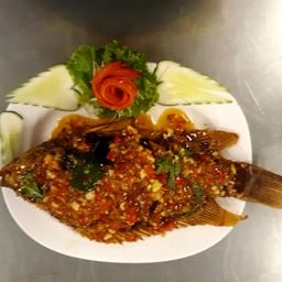 ปลากระพงราดพริก