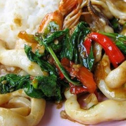 ข้่าวผัดกระเพราทะเล