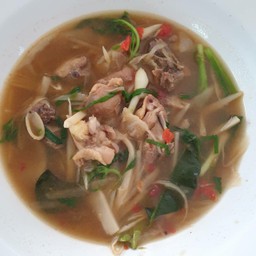 แกงหน่อไม้ดองหมู