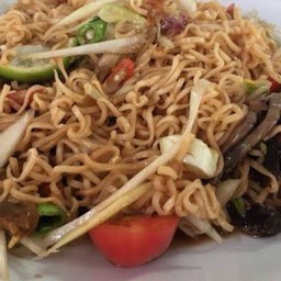 ตำมาม่าปูปลาร้า