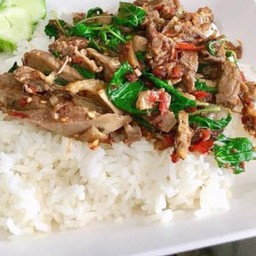 ข้าวผัดกระเพราเป็ด