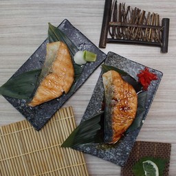 แซลมอนย่างซีอิ๊ว